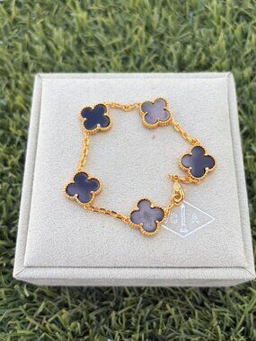Van Cleef & Arpels Black Bracelet ✨